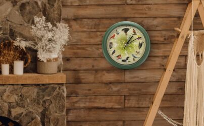 Birdsong Electronic Alarm Clock as a perfect delightful gift for bird lovers and birdwatchers
