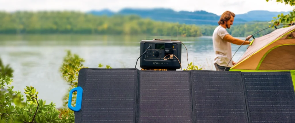 BLUETTI Solar panels