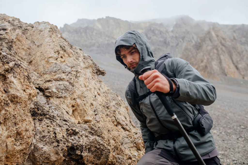 MH 500 Hiking Jacket