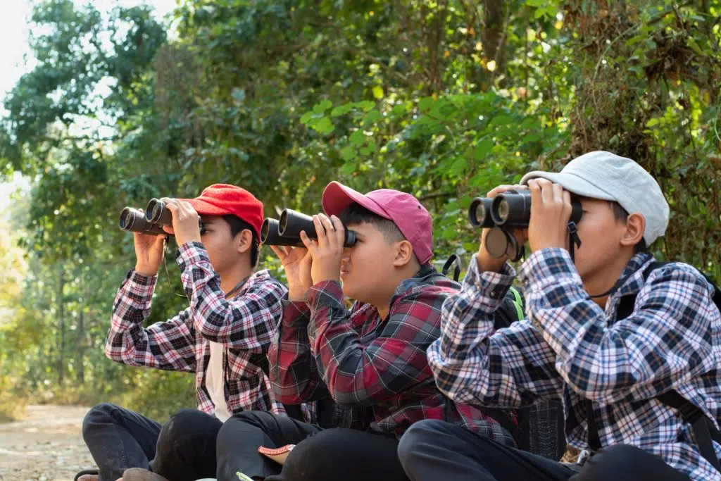 Children-birdwatchers_shutterstock_2306932359_Credit-Sophon-Nawit-1024x683
