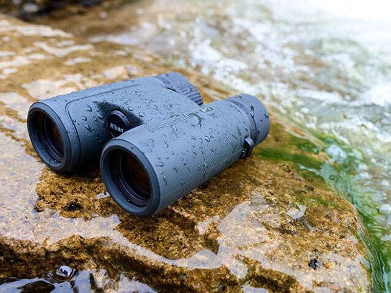 Nikon PROSTAFF P7 10x42 binoculars