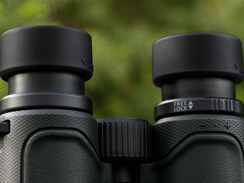 Nikon PROSTAFF P7 10x42 binoculars