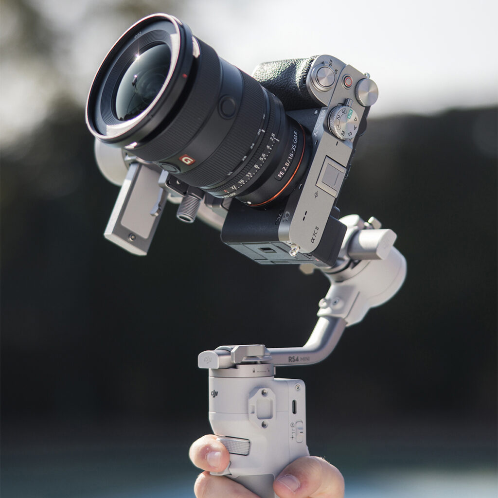 DJI RS 4 Mini Gimbal Stabilizer-8