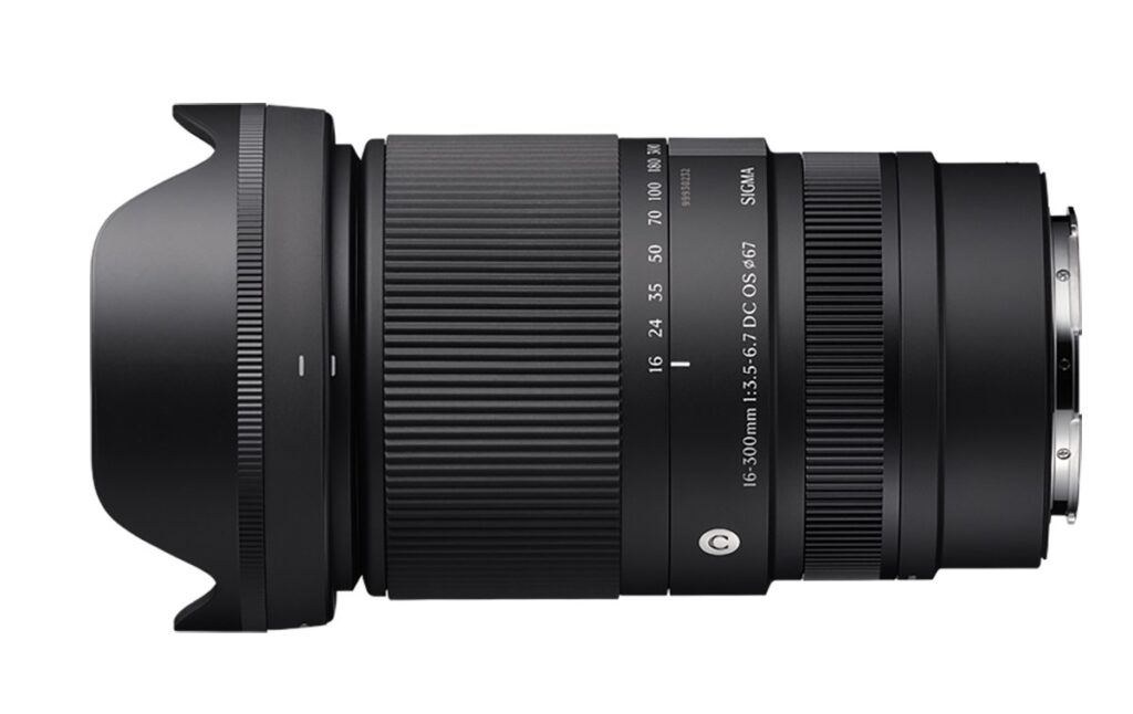Sigma 16-300mm F3.5-6.7 DC OS-1