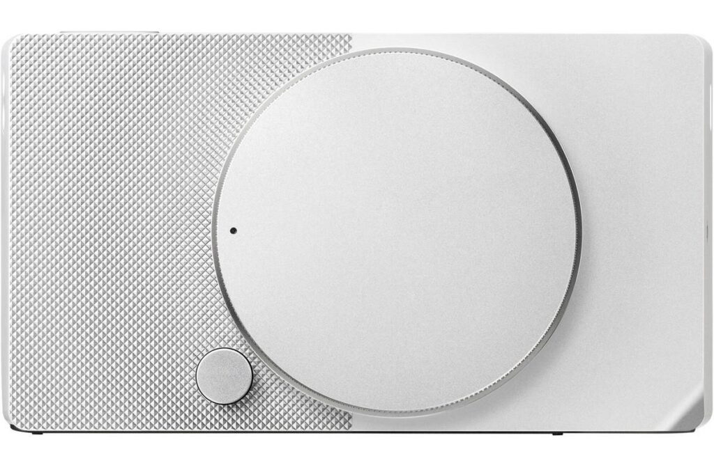 Sigma BF Mirrorless Camera-Silver
