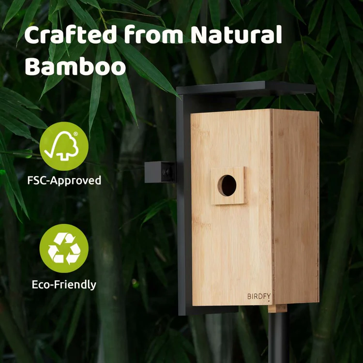 Birdhouse from natural bamboo 
