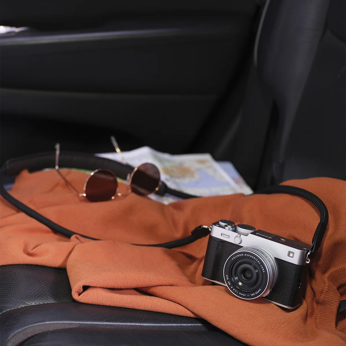 FUJIFILM X-E5 silver