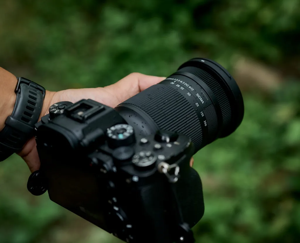 Sigma 20-200mm F3.5-6.3 DG contemporary lens