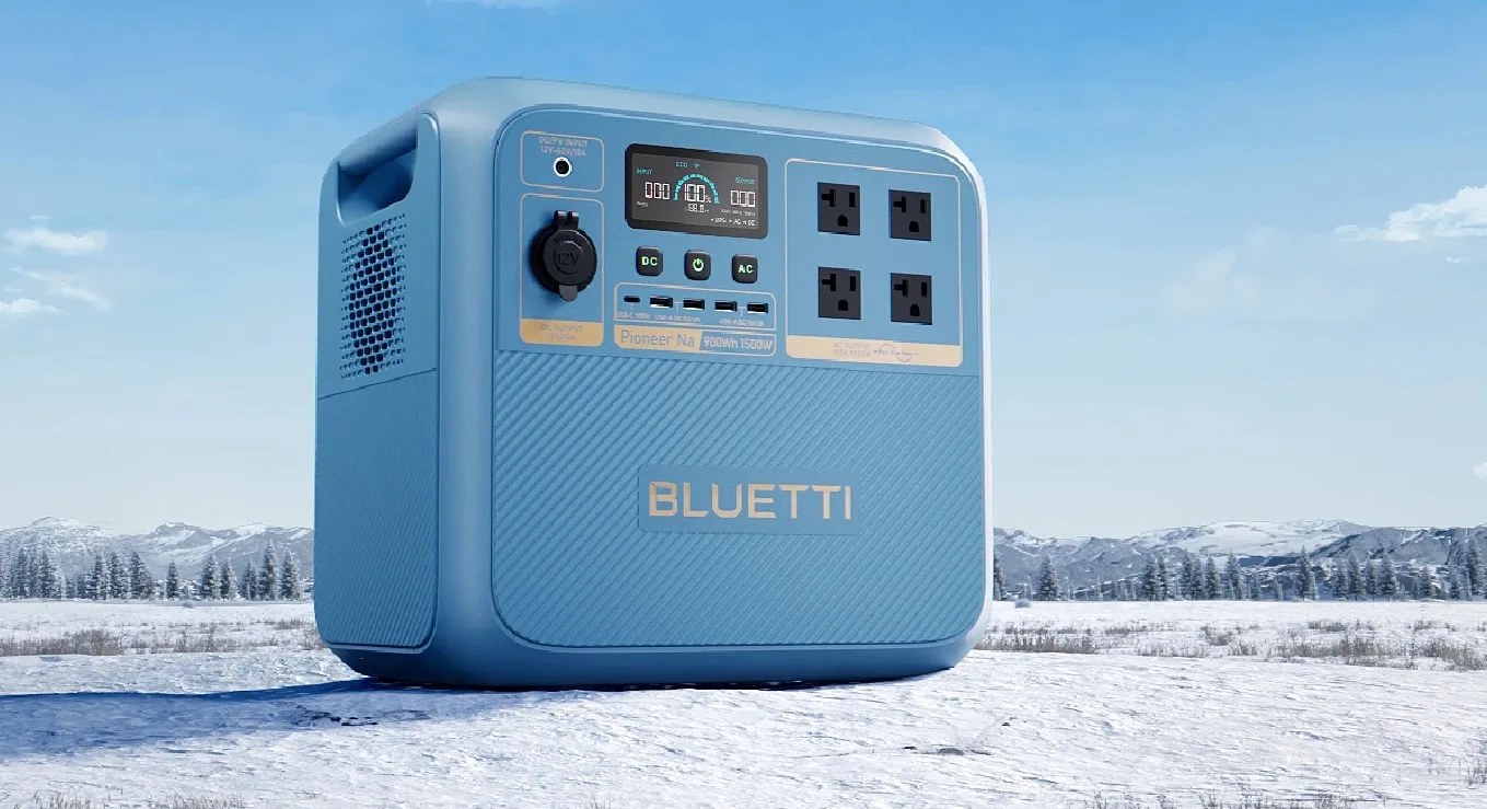 BLUETTI Pioneer NA300 Power Station