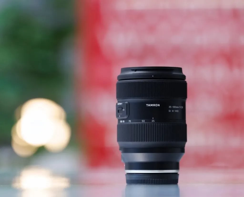 tamron-35-100mm-f2-8-di-iii-vxd-lens 3